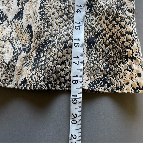 Vintage Lined Animal Print Tank Top with Back Zip-Up - Picture 10 of 10